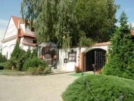 hotel Golden Golem ***