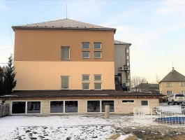 apartmány Dvůr