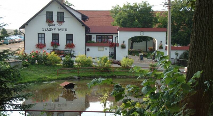hostinec Selský dvůr