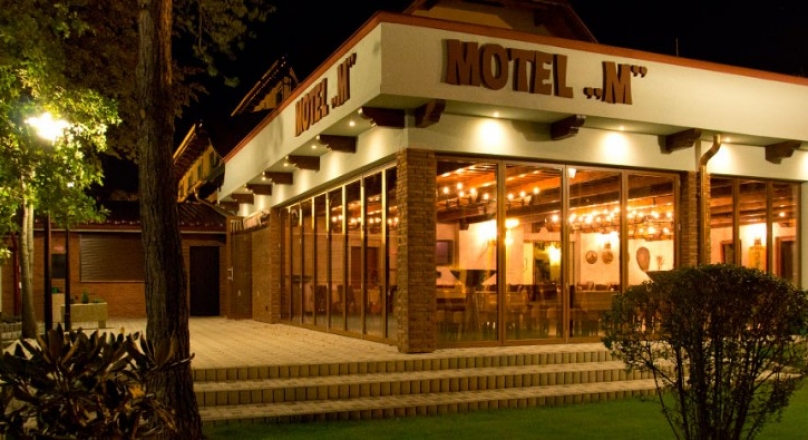 motel M
