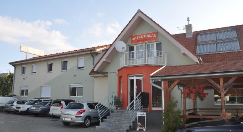 Hotel Orlan **